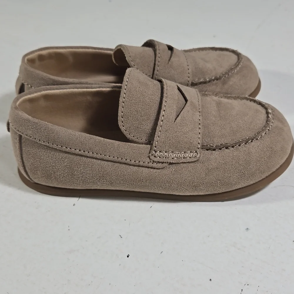 H&M Kids Tan Loafers and Cream & Tan Sneakers size 8 25